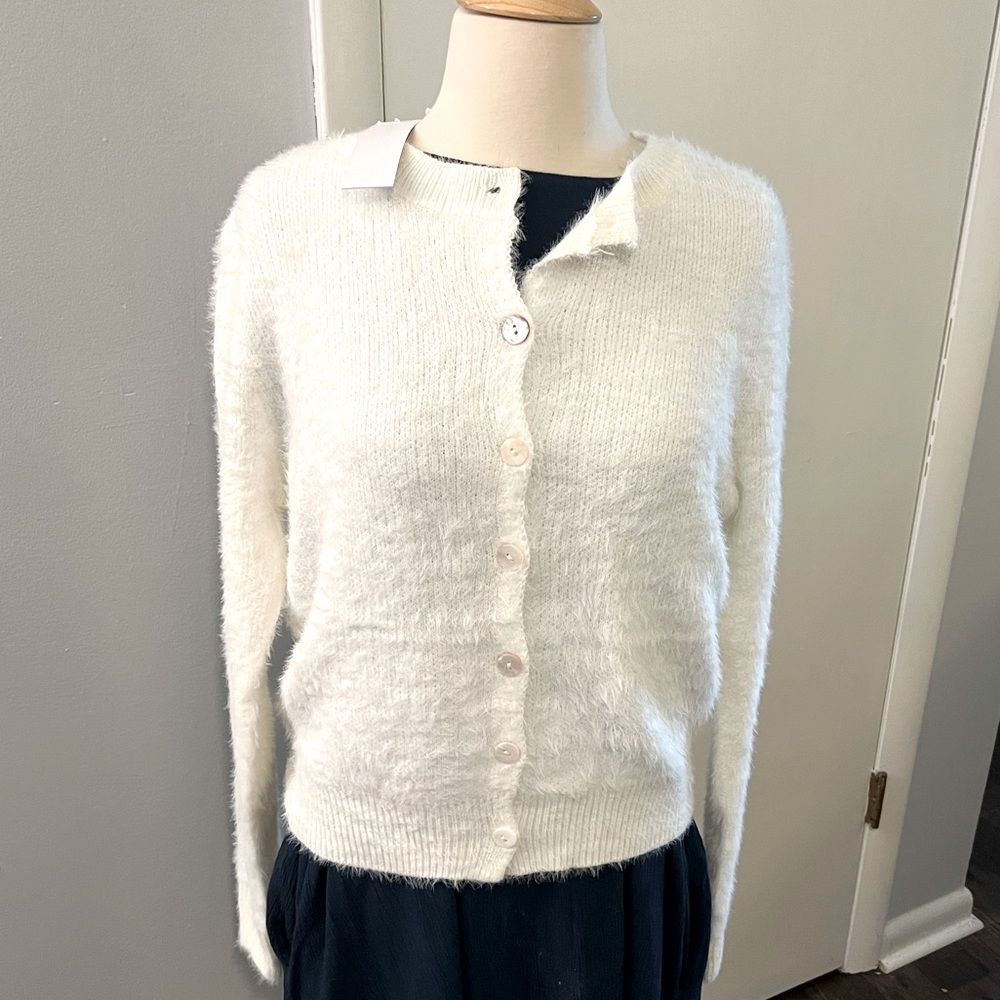 Gilt Faux Mohair Cream Cardigan With She’ll Buttons, S